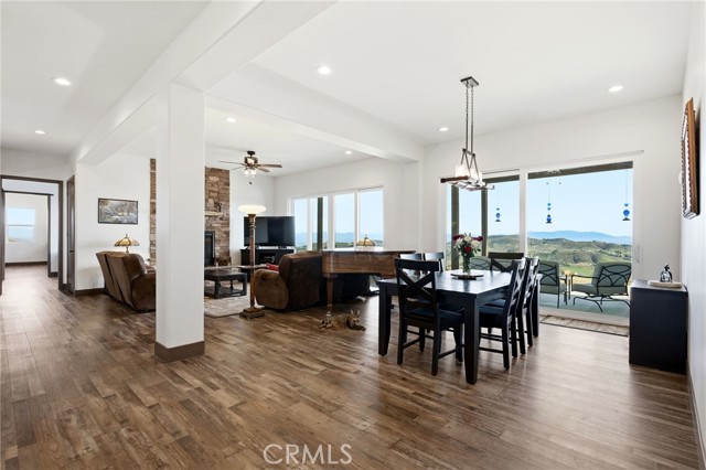 Detail Gallery Image 6 of 42 For 39472 Vista Del Bosque, Murrieta,  CA 92562 - 3 Beds | 2 Baths