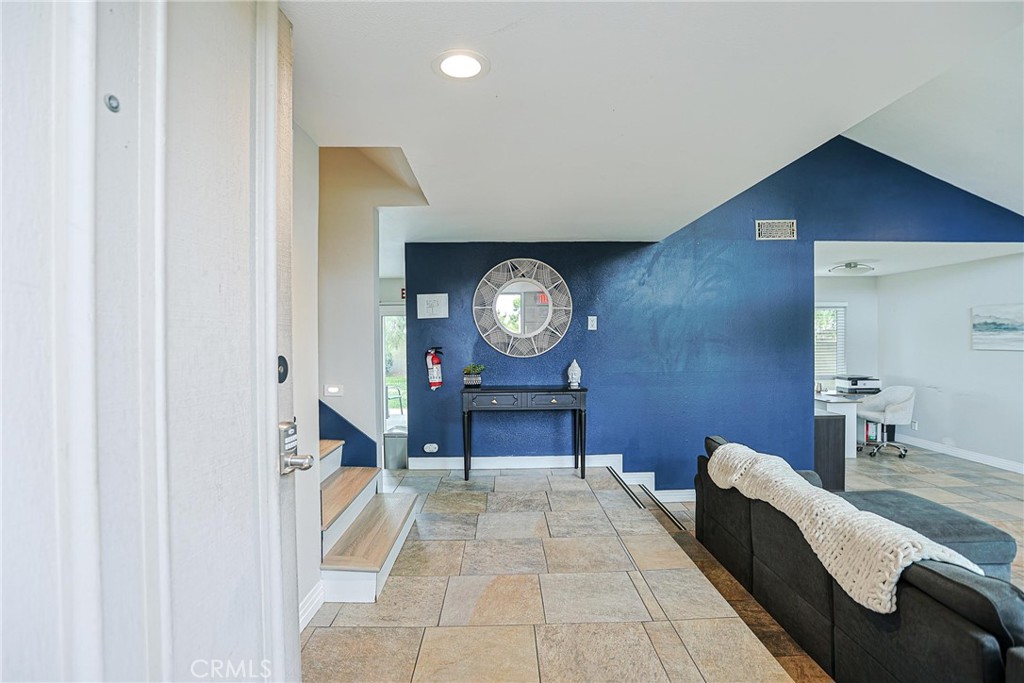 MLS #OC26154797 image #5