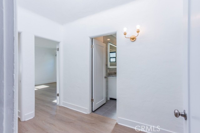 Detail Gallery Image 26 of 43 For 128 S Harper, Los Angeles,  CA 90048 - 3 Beds | 2 Baths