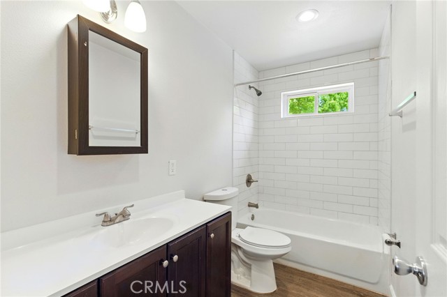 4041 57TH STREET, Sacramento CA: https://media.crmls.org/medias/2287a0fe-bb43-4be5-bfd9-01b1ac43591d.jpg