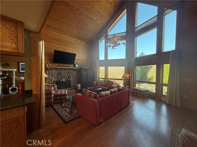 Detail Gallery Image 5 of 23 For 28147 N Lake Wohlford Rd, Valley Center,  CA 92082 - 2 Beds | 2/1 Baths