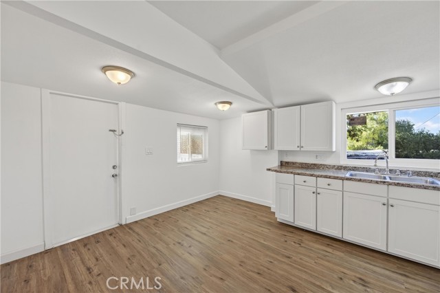 Detail Gallery Image 16 of 36 For 513 Lookout, Lake Elsinore,  CA 92530 - 3 Beds | 1/1 Baths