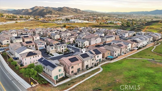 Detail Gallery Image 46 of 52 For 556 Enzo St, Lake Elsinore,  CA 92530 - 3 Beds | 2/1 Baths