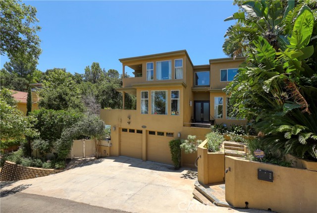 23640 Aster Trail, Calabasas CA: https://media.crmls.org/medias/2288acd6-d9f1-43d2-80e4-cb4005cbaf2a.jpg