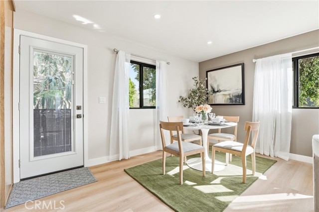 Detail Gallery Image 3 of 57 For 4523 Lexington, Los Angeles,  CA 90029 - 3 Beds | 2 Baths