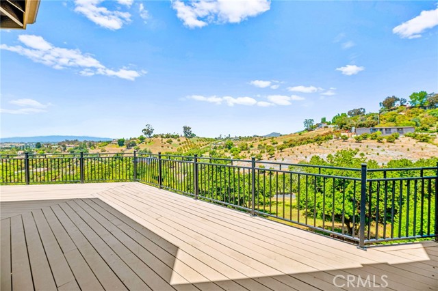 Detail Gallery Image 6 of 50 For 3520 Canonita Dr, Fallbrook,  CA 92028 - 3 Beds | 2/1 Baths