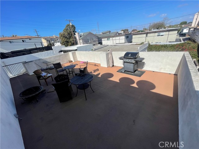 Detail Gallery Image 2 of 9 For 2607 Curtis Ave #C,  Redondo Beach,  CA 90278 - 2 Beds | 1 Baths