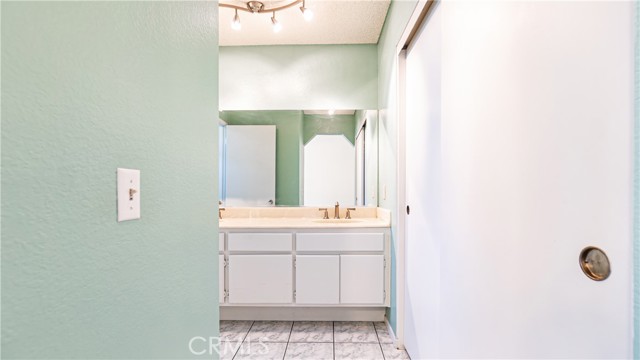 7339 Greenbriar Place, Rancho Cucamonga CA: https://media.crmls.org/medias/228b048c-4c6c-4f53-9534-88bd2e9a9bf6.jpg