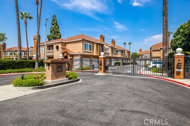 24189 HARBOR RIDGE Lane, Lake Forest CA: https://media.crmls.org/medias/228b30ed-0d21-4d13-8c28-3cc365f62e02.jpg