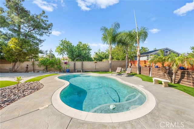 32392 Giverny Court, Winchester CA: https://media.crmls.org/medias/228b3949-1030-4e08-8288-d44541f93a0c.jpg