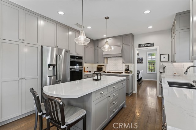 24255 Hillhurst photo 11