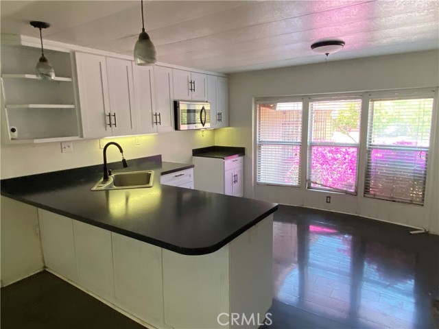 238 S 13th Street, Santa Paula CA: https://media.crmls.org/medias/228cc35d-fffb-47b5-be71-96ab0ca54091.jpg