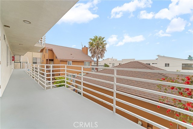 710 5th St, Hermosa Beach, California 90254, 8 Bedrooms Bedrooms, ,8 BathroomsBathrooms,Residential,For Sale,5th St,SB25161040