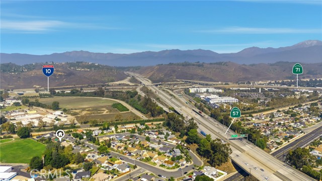 665 Hennipen, Pomona CA: https://media.crmls.org/medias/228d7a02-d9f9-4cc1-ab17-de6a53326a10.jpg