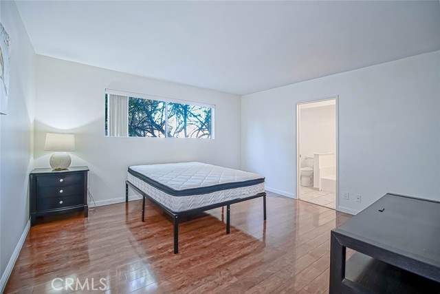 Detail Gallery Image 35 of 59 For 4950 Louise Ave #105,  Encino,  CA 91316 - 2 Beds | 2 Baths