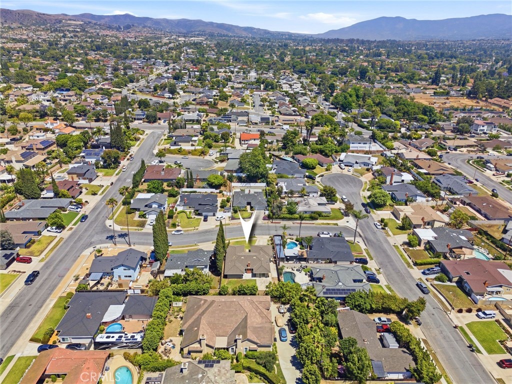 https://media.crmls.org/medias/228dcdb6-44c1-437e-97fe-fee96c49a254.jpg?preset=X-Large