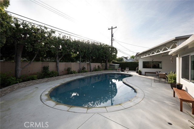 Detail Gallery Image 13 of 42 For 6470 E Mantova St, Long Beach,  CA 90815 - 4 Beds | 3 Baths