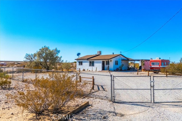 Detail Gallery Image 3 of 60 For 1560 Jackrabbit Trl, Twentynine Palms,  CA 92277 - 2 Beds | 1 Baths