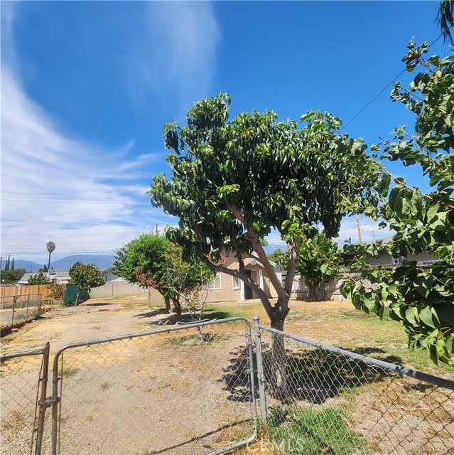 Detail Gallery Image 17 of 30 For 1090 W Evans St, San Bernardino,  CA 92411 - 1 Beds | 1 Baths