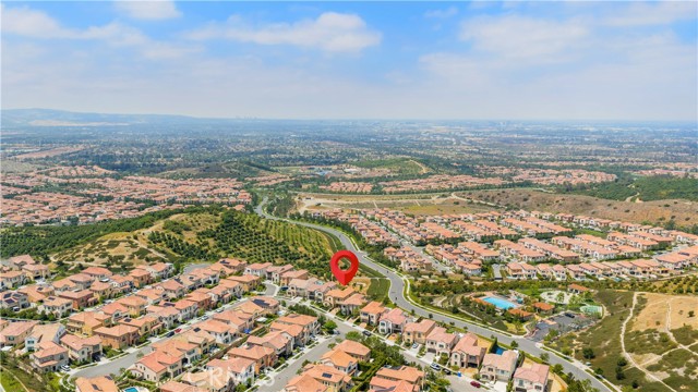 137 Prestigo, Irvine CA: https://media.crmls.org/medias/2291966b-f652-4d09-9c64-ff11b74852e7.jpg