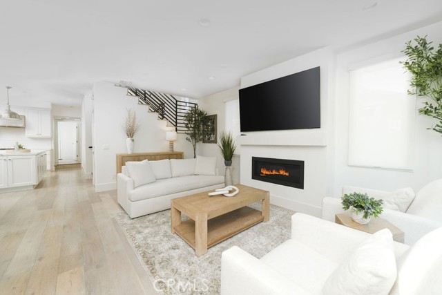 Detail Gallery Image 22 of 67 For 608 Heliotrope, Corona Del Mar,  CA 92625 - 4 Beds | 4 Baths