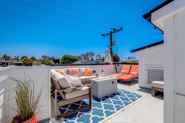 Detail Gallery Image 39 of 55 For 512 1/2 Jasmine Ave, Corona Del Mar,  CA 92625 - 2 Beds | 2/1 Baths