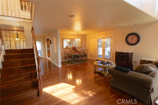 Detail Gallery Image 16 of 27 For 3772 Elm, San Bernardino,  CA 92404 - 4 Beds | 3 Baths