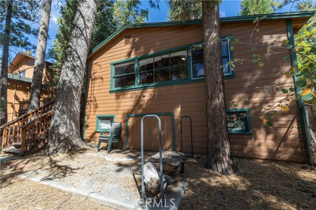 Detail Gallery Image 27 of 27 For 796 Silver Tip Dr, Big Bear Lake,  CA 92315 - 2 Beds | 2 Baths