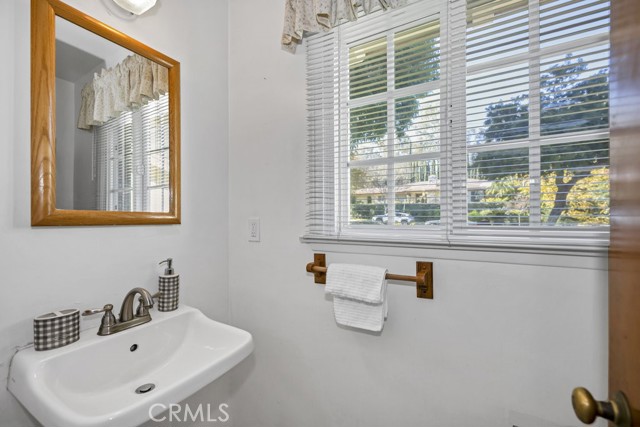 Detail Gallery Image 20 of 43 For 1310 Hollencrest, West Covina,  CA 91791 - 4 Beds | 2/1 Baths