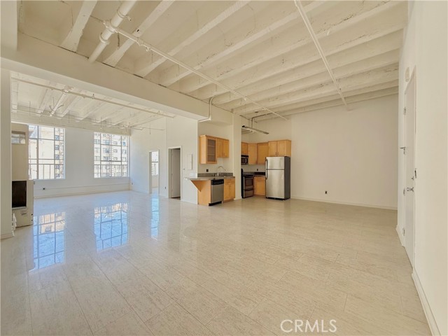 Front Image Thumbnail for CRSR25228839