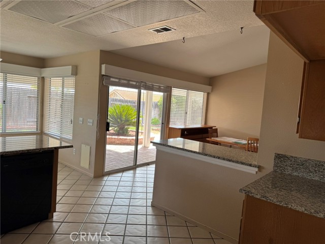 30253 Pebble Beach Drive, Menifee CA: https://media.crmls.org/medias/22932220-5f81-4234-92b7-b7b0f6ae6fbb.jpg