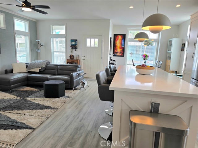 Detail Gallery Image 18 of 71 For 309 N Coral Dr 73a,  Long Beach,  CA 90803 - 2 Beds | 2 Baths