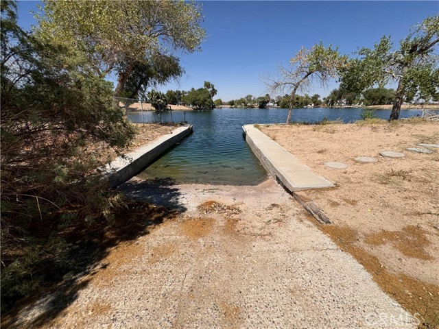 Detail Gallery Image 17 of 25 For 45574 Twin Lakes Dr, Newberry Springs,  CA 92365 - 2 Beds | 2 Baths