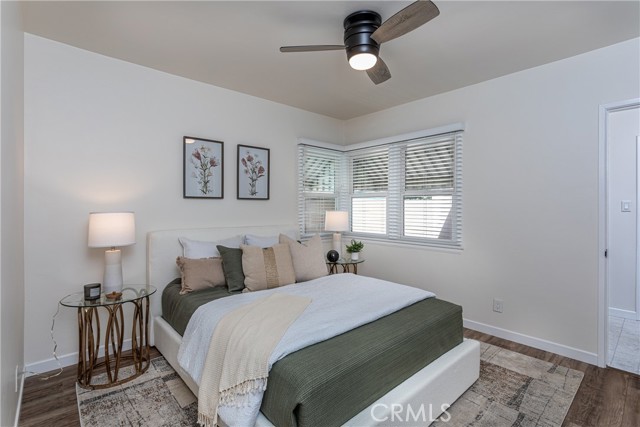 2219 W Clark Avenue, Burbank CA: https://media.crmls.org/medias/2293fe6b-b660-408f-870c-79e40ecaccd5.jpg