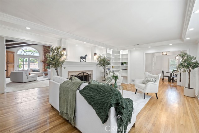 Detail Gallery Image 11 of 49 For 15155 El Soneto, Whittier,  CA 90605 - 3 Beds | 3 Baths