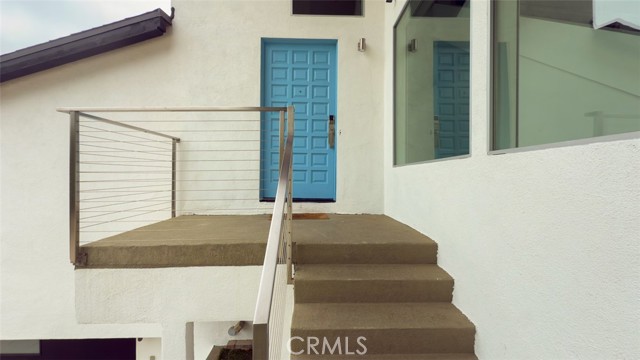 11354 Sunshine Terrace, Studio City CA: https://media.crmls.org/medias/22948dc0-eab6-4069-b01c-69e15728570f.jpg