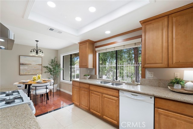 Detail Gallery Image 15 of 53 For 242 Mountain Ct, Brea,  CA 92821 - 3 Beds | 2 Baths