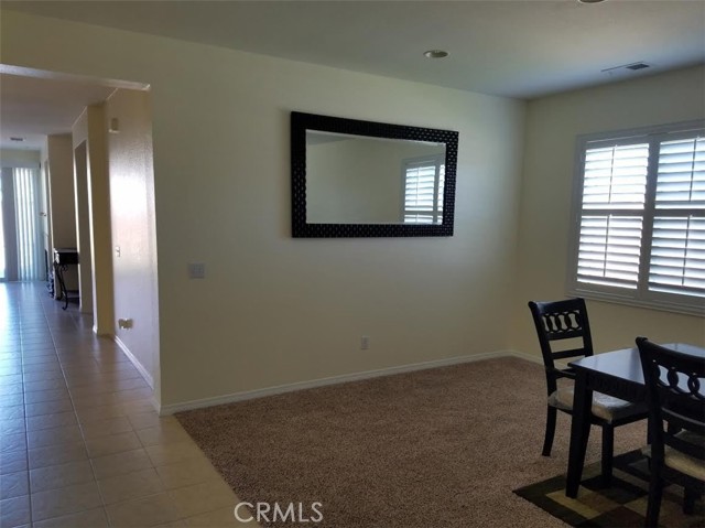 Detail Gallery Image 2 of 3 For 32615 Racquet Club Way, Lake Elsinore,  CA 92530 - 3 Beds | 2 Baths