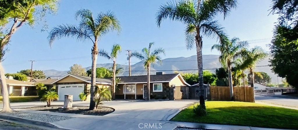 https://media.crmls.org/medias/2296dd00-8fe1-4fa4-8787-8eecab903291.jpg?preset=X-Large