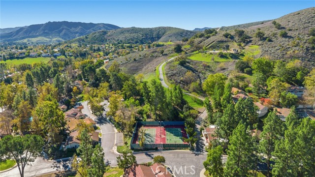 Detail Gallery Image 33 of 33 For 113 Conifer Circle, Oak Park,  CA 91377 - 3 Beds | 2/1 Baths