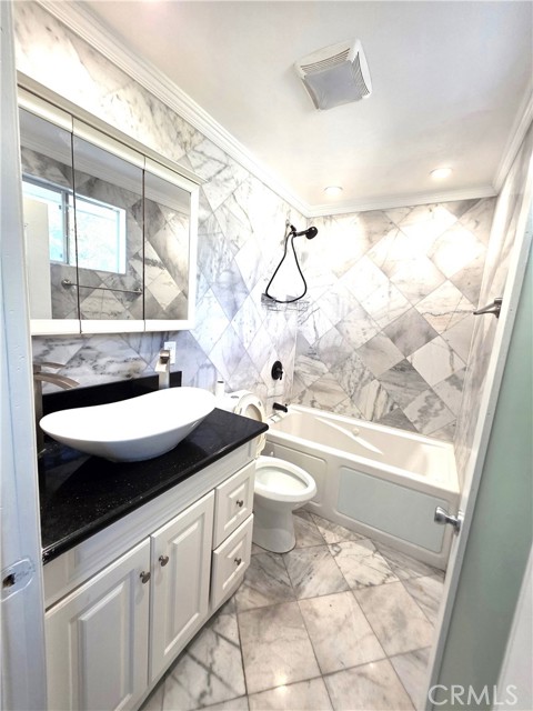 Detail Gallery Image 7 of 7 For 1426 1428 256th St, Harbor City,  CA 90710 - 4 Beds | 2 Baths