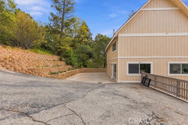 27770 North Bay Road, Lake Arrowhead, CA 92352