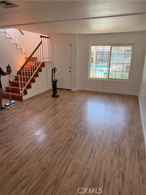 Detail Gallery Image 7 of 24 For 12235 Pine St #5,  Norwalk,  CA 90650 - 2 Beds | 2/1 Baths