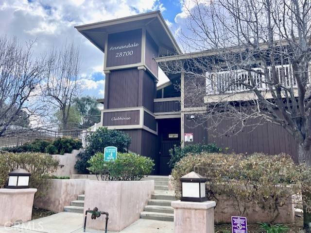 28512 Conejo View Drive, Agoura Hills CA: https://media.crmls.org/medias/229960ed-ed93-4c19-95ff-776a27fb5216.jpg