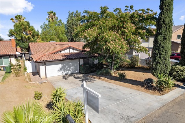 Image 2 for 20286 Newton St, Corona, CA 92881