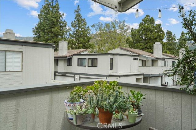 Detail Gallery Image 22 of 59 For 6524 Twin Circle Ln #2,  Simi Valley,  CA 93063 - 2 Beds | 1/1 Baths