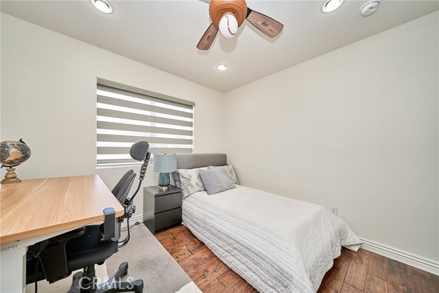 Detail Gallery Image 32 of 62 For 25437 Chisom Ln, Stevenson Ranch,  CA 91381 - 4 Beds | 3 Baths