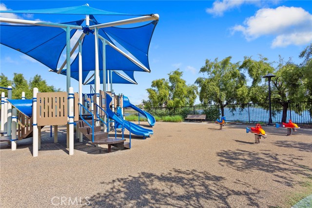 29548 Dry Creek Drive, Menifee CA: https://media.crmls.org/medias/229b7bab-85e5-4377-9a72-fd4cc90dc78a.jpg