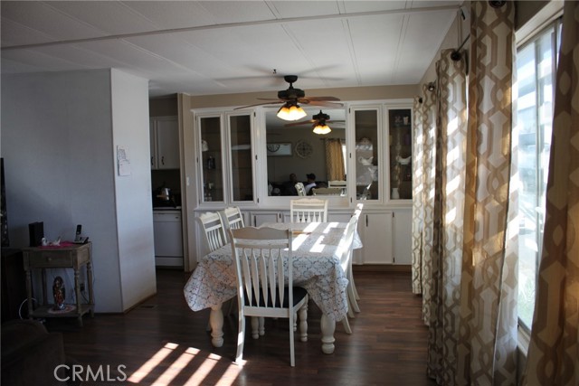 Detail Gallery Image 8 of 21 For 725 W Thornton Ave #122,  Hemet,  CA 92543 - 2 Beds | 2 Baths