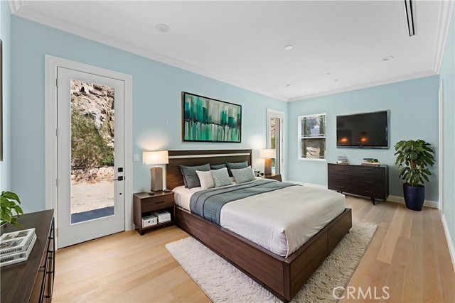 Detail Gallery Image 32 of 74 For 17190 Small Canyon Ln, Riverside,  CA 92506 - 6 Beds | 6/1 Baths